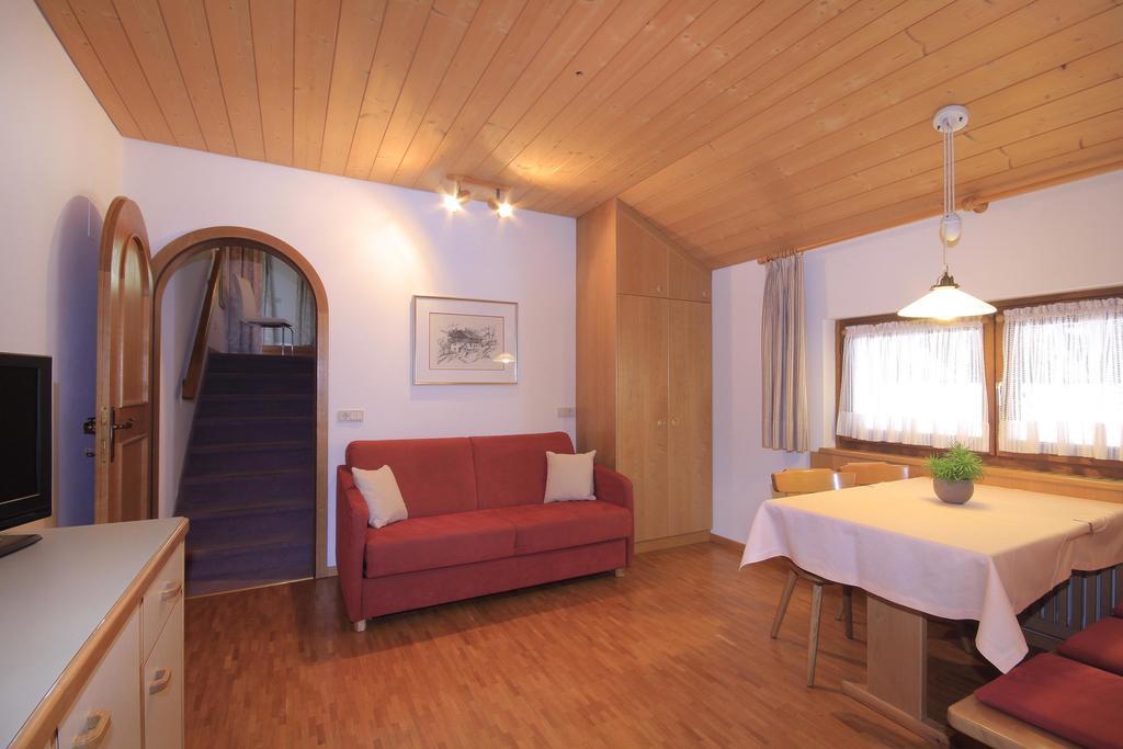 Apartments Gasserhof Lagundo Δωμάτιο φωτογραφία